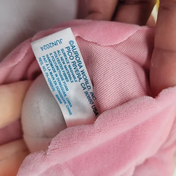 Cindy Lou Who doll from How the Grinch Stole Christmas Movie - Picture 7 of 8